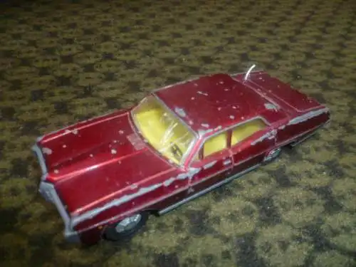 Dinky Toys 173 Pontiac Parisienne in sehr schönem Zustand. Das Antennenverlängerungssystem funktioniert . (1968/1973)