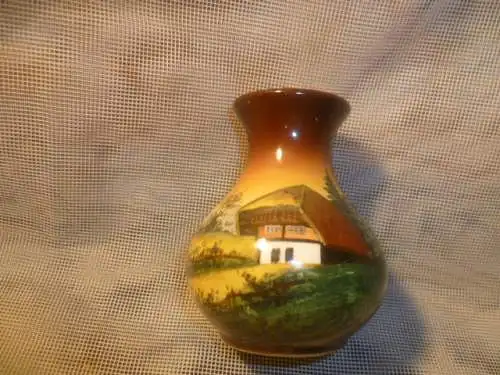 Schwarz Wallhals Zell kleine Vase handbemalt Vintage aus den 1940 Jahren  Formnummer 3591