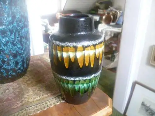 Scheurich Lora  Crusty Vase Fat Lava Modell 549-21 Keramik tolle Farben  Mid Century Keramik Vitrinen Zustand Designerin war: Gerda Heuckeroth