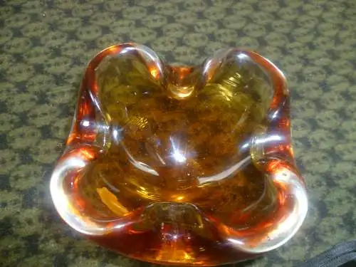  Barovier & Tosa  Murano / Seguso Aschenbecher Bernsteinfarben Honey  11,5 x 11,5x 7 cm 1960 Ära 