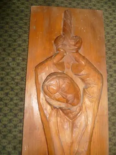 Nach in der Art des Ernst Barlach 1870 Wedel-1938 Rostock  "Geisellung" Skulptur aus Wildkirsche hier Friedrich Ungar 1938-2011 Goldschmid und Bildhauer