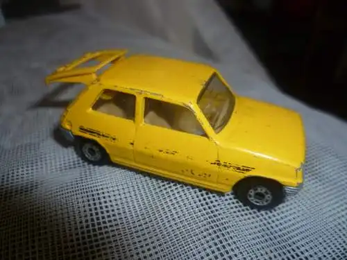 21-c Renault 5tl Gelb - 50327 Matchbox Superfast Lesney von 1978