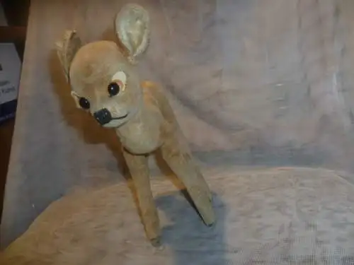 Hier ist ein seltenes Vintage Steiff Samt Bambi Rehkitz mit allen Steiff Kopf produziert von 1951 bis 1958 