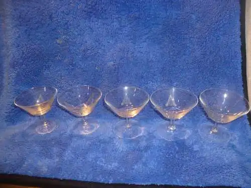 Ichendorf hier Set 5 edle Linie Schliff Eiskristalle  Likörschalen Likörglas Glas Vintage 1950 Linie Eiskristalle Schliff Likörschale Likörglas Glas Vintage H 7 cm aus den 1950 Jahren