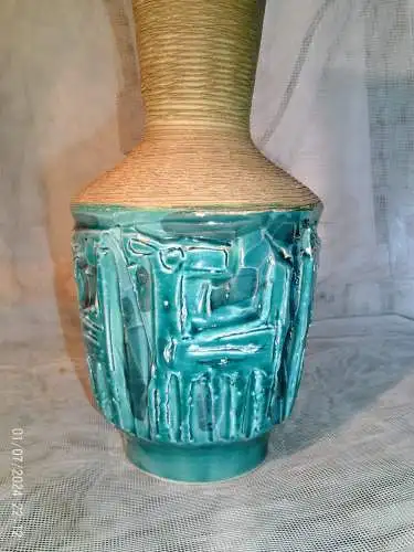 FRATELLI FANCIULLACCI Relief Vase Italian Alla Moda Pottery MCM Retro Bitossi Keramik Manufaktur gegründet 1862 von Raffaello Fanciullacci in Capraia Fiorentina.