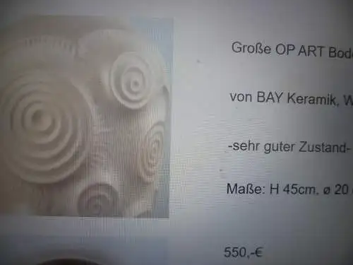 Knud Kneudgen BAY-KERAMIK Vase in weiß 1970s OP Art, BAY Keramik 84-20 W-Germany Höhe 21cm, ø 13cm