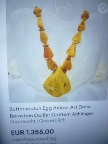 Butter Scotch Amber Bernstein mit Natur Einschlüssen Damen Halskette Mitte eine  Olive klarer Bernstein im Königsberger Schliff Art besonders selten in dieser Kombination zeitlich Art Deko  1940 Jahre + / 