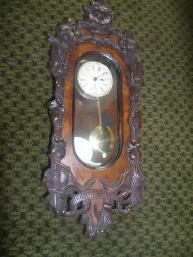 Verkaufen!!     Lenzkirch Walnuss Hand geschnitzt " Glückliche Stunde und Sie Zeige"  Mini Regulator um 1885  Masse: 44 x 18 cm 