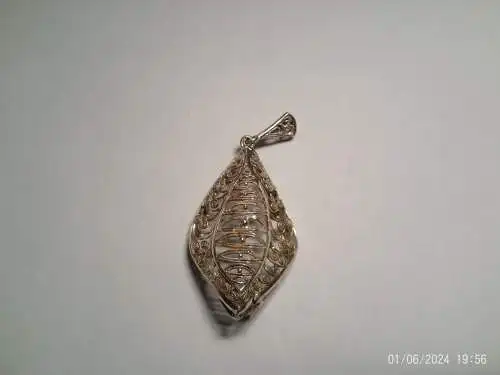  Filigraner 835 Silber Anhänger wohl Italien um 1960 Masse ; 5,5 x 2,4 cm 