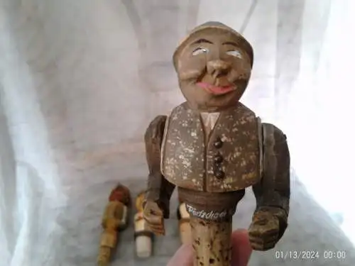  Konvolut von Korkenmännchen  von Hand geschnitzt ab  1920 auch mit Bewegungsmechanismus Pörtschach Wörthersee !