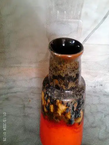 Designer Halidan Kutlu Überlacker Westdeutsche Bauhaus-Vase aus der Mitte des Jahrhunderts in Flach Lava Formnummer: 1437/21 Orange, 1960