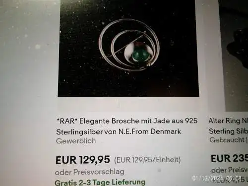 N.E.From  Dänemark zartes Collier mit  Apfelgrüner  Chrysopras Carbachon  mit Halskette 1960 Jahre 