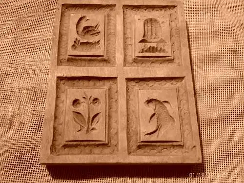 Springerle Modell 4 Motive und 1 Motiv:  um 1860 besonders seltene Motivwahl Kirschbaum 9x 11x 1,8 cm  Provenienz Bäckerei  Gauss in Bretten
