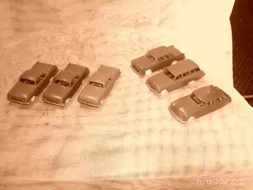  5 Stück Plastikauto der frühen 60er  - early plastic " ,Citreon DS21,Ford, 3 Stück Cadillac" original  ~ 1960 aus der Vitrine wie Neu!