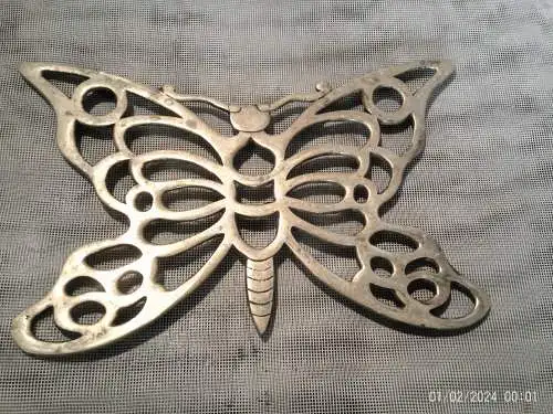 Messing Antiker Schmetterlings-Unterteller Solid Brase Manufactur Art Deko Masse: 22 X 14,5cm