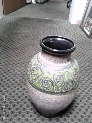 FRATELLI FANCIULLACCI Relief Vase Italian Pottery MCM Retro Bitossi