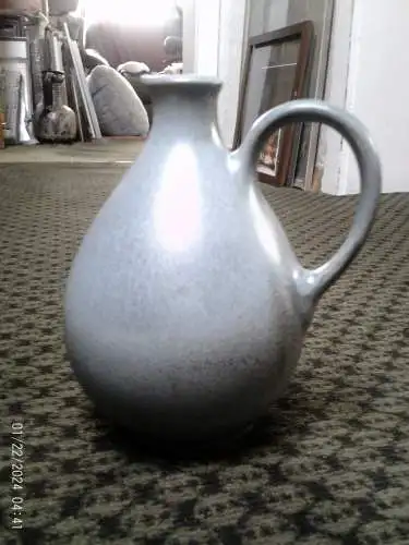 Van Daalen L51 Henkel Keramik Vase 60 Jahre H: 17 cm