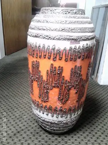  Lora Fat Lava Zickzack Vintage-Vase aus Westdeutschland, hergestellt von Scheurich um 1960-70  Die Modellnummer lautet 546-52,