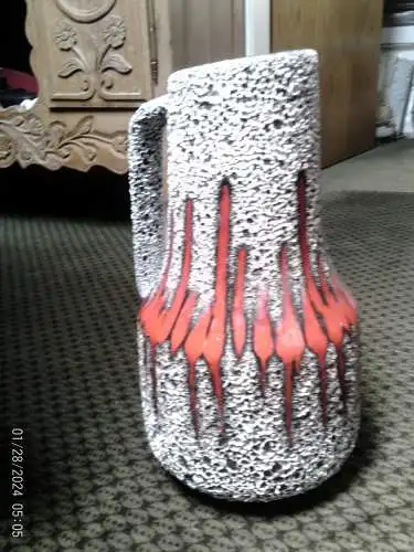  Lora Fat Lava Zickzack Vintage-Vase aus Westdeutschland, hergestellt von Scheurich um 1960-70  Die Modellnummer lautet 408-40,