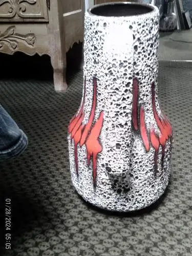  Lora Fat Lava Zickzack Vintage-Vase aus Westdeutschland, hergestellt von Scheurich um 1960-70  Die Modellnummer lautet 408-40,