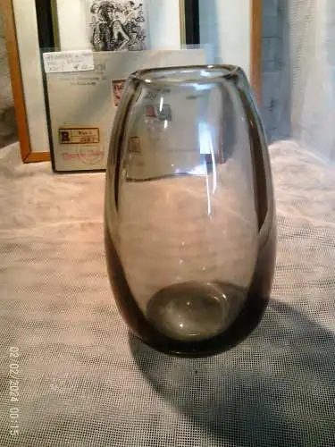 Turmalin Keulenvase von Wilhelm Wagenfeld für WMF, 1951-1965 Wvz. No: 445 sie wiegt 500 Gramm H: 16 cm
