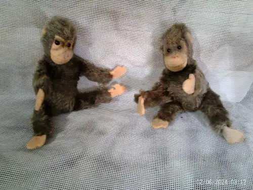 2 Schuco /Steiff Jocko Äffchen  Schimpansen 10 cm50 Jahre 1 Scheibengelenke andere nicht fest Schlenker