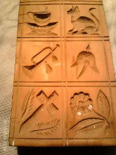 Springerle Modell 10 Motive um 1860 besonders seltene Motivwahl  Paradehelm Trompete Anker Kirschbaum 8,3x 22x 2,4 cm