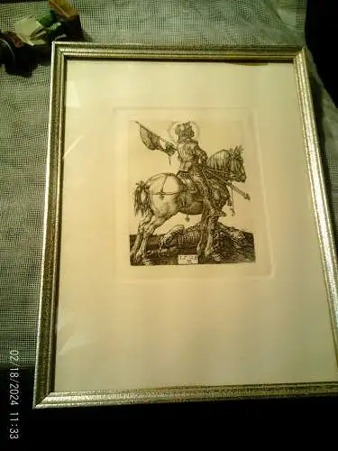  Artkunst24-de biete:  AlbrechDürer Radierung St.Georg zu Pferd , in der Patte signiert und 1508 datiert , ein späterer Abzug um 1960 in alter Rahmung und Verglasung Masse: 19,5 x 25,5 cm
