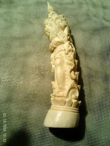 Phurba-Tibet, Hirschgeweih,Schnitzerei  Mahakalaköpfe, Nagas aus alter Sammlung!