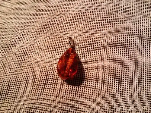 Scotch Bernstein Art Deko Anhänger 1930 34 x 16mm