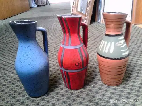 3 Stück Heinz Siery Dekor Ferarrirot , Möweneifarben und Afrika Gazelle Dekor Lauflasuren Mid Century Scheurich Keramik Vase Vintage 60 Ära H: 16cm  Formnummer: 274-21