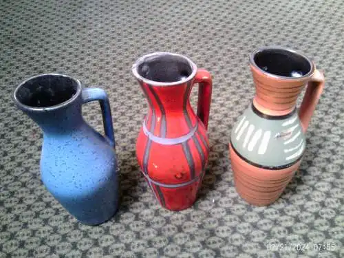 3 Stück Heinz Siery Dekor Ferarrirot , Möweneifarben und Afrika Gazelle Dekor Lauflasuren Mid Century Scheurich Keramik Vase Vintage 60 Ära H: 16cm  Formnummer: 274-21