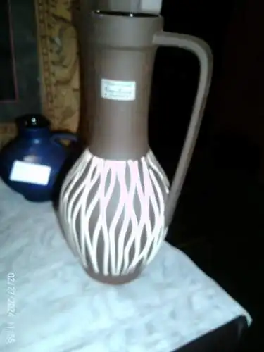 Kannenvase 1960-69 Designer:Halidan Kutla "Afrika "Carstens  Tönnishof1505-23 Etikett
