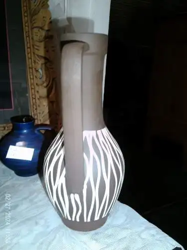 Kannenvase 1960-69 Designer:Halidan Kutla "Afrika "Carstens  Tönnishof1505-23 Etikett