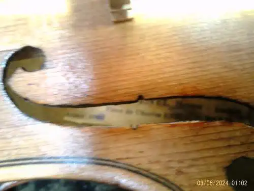 "3/4 Violine signiert Enel Pierre" Enel Pierre 1903 Lyon - ?   aus seiner Werkstätte in Neveau gefertigt 1945 , Enel Pierre war ein Meisterschüler seines Onkels Charles Pierre (1880 Paris 1954 ) in Paris ,