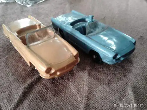 2 Tomte Laerdal No. 6 renault Florida Cabrio   blau+orange  norway 1;43  von 1959