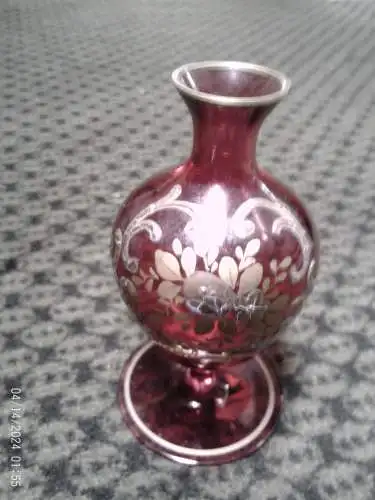 Glasflacon Moser, Ludwig & Söhne, Karlsbad, zugeschrieben, Form wohl Heinrich Hussmann von 1912, Rosa Farben Goldmalerei
