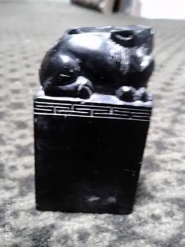 Onyx geschnitzter Stempel mit sitzendem Hasen ? um 1900 
