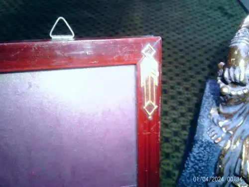 Jugendstil breiter Rahmen zum Aufstellen oder Hängen um 1900 Messing Aplikationen Masse: 22,5 cm X 36 cm  