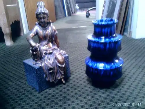 Scheurich pagoden Vase in Lauflasur mit Blautönen Formnr,; 267-25 Höhe 26 cm 