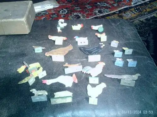 VEB Holz Spielzeuge Set Bauernhof 24 teile um 1940-50 ca 3 -8cm Höhe guter  Zustand !