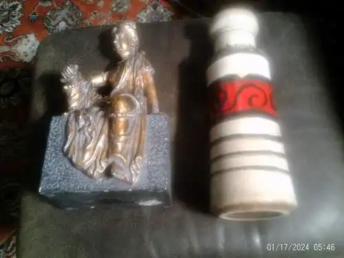  Scheurich Vase  Formnr,; 205-32 Höhe 32cm Etikett Mid Century 1970 au der Vitrine !