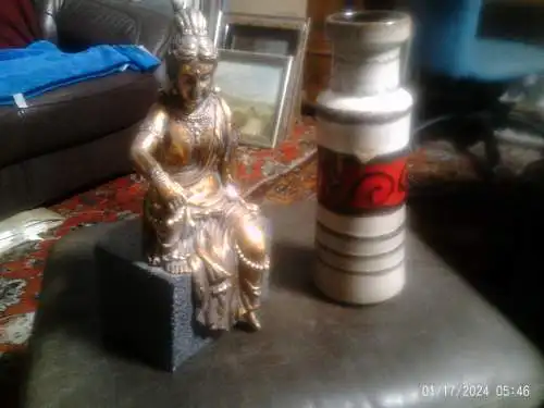  Scheurich Vase  Formnr,; 205-32 Höhe 32cm Etikett Mid Century 1970 au der Vitrine !