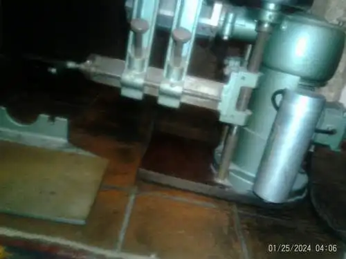 Maschinen Bau Josef Baer , Cutter = Bürsten Schneider Elektrische Maschine mit Motor & Kabel Anschluss zuzätzlicher Arbeitsschlitten