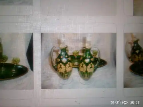 J. & L. Lobmeyr ,Ein Paar böhmische Karaffen 4 Likörgläser ovales Tablett aus grünem Kunstglas für4 Personen ca.1880 Otto Wagner Schule Wien