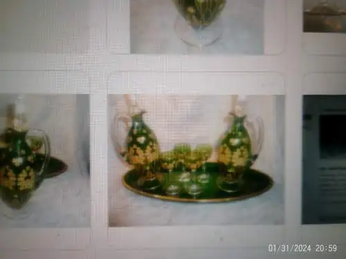 J. & L. Lobmeyr ,Ein Paar böhmische Karaffen 4 Likörgläser ovales Tablett aus grünem Kunstglas für4 Personen ca.1880 Otto Wagner Schule Wien