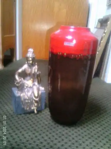  Europe Line Dekor in Rot und Hellbraun Scheurich 517-45 Etikett um 1965 Höhe 45 cm aus der Vitrine