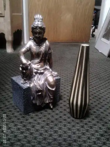 Ilkra oder Alfred Bay  Kairo Keramik Designervase  Designer 221-25: Hans Werner 50 Jahre H: 25 cm aus der Sammlervitrine !!