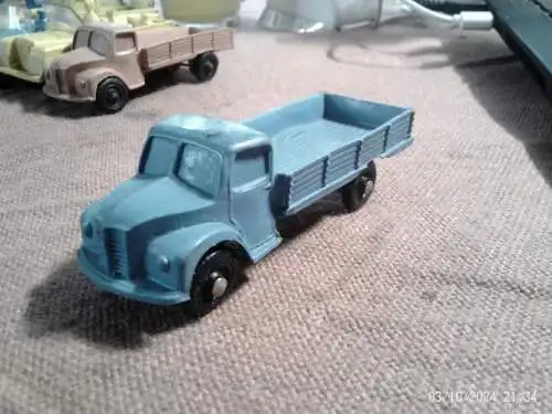 Tomte Laerdal No. 15Dodge LKW blau norway 1;43  von 1959