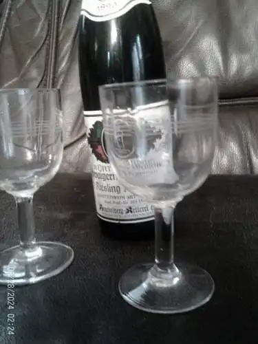 2 antike Historismus Weingläser um 1900 - 1920 fein geschliffen H: 13 cm 